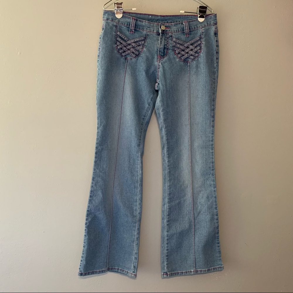Y2K Zoey Beth women’s flare leg jeans